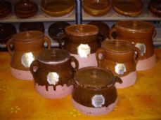 TRADITIONNEL POT ARGILE PERERUELA