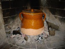 TRADITIONNEL POT ARGILE PERERUELA